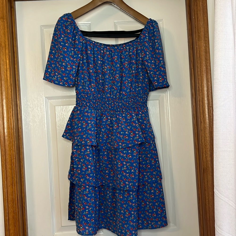 Blue floral dress. New